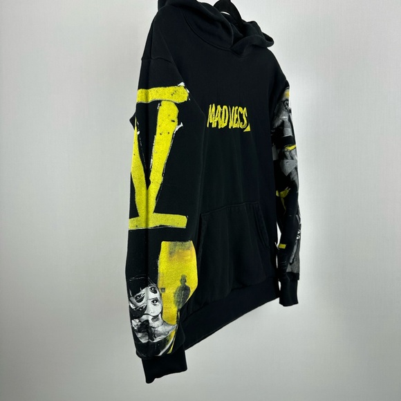 NWT 2020 THE WEEKND MADNESS XO Collage Logo
Pullover Black Hoodie Men size small - Picture 5 of 16